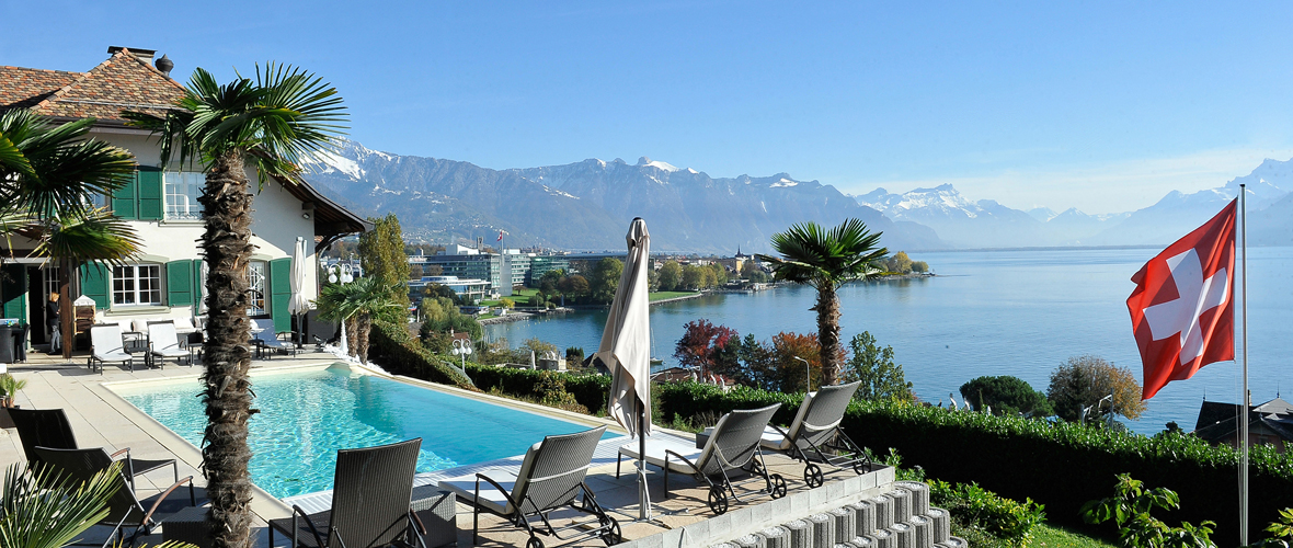 B&B | Corseaux Beach - Photo 1